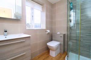 Photo 25- click for photo gallery